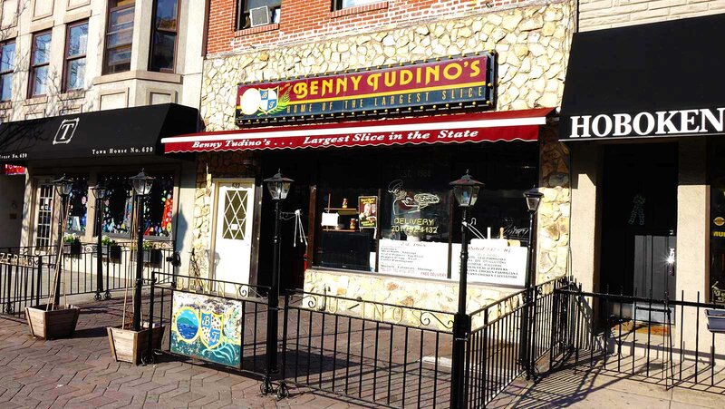 Benny Tudino's - Gallery Photo 25